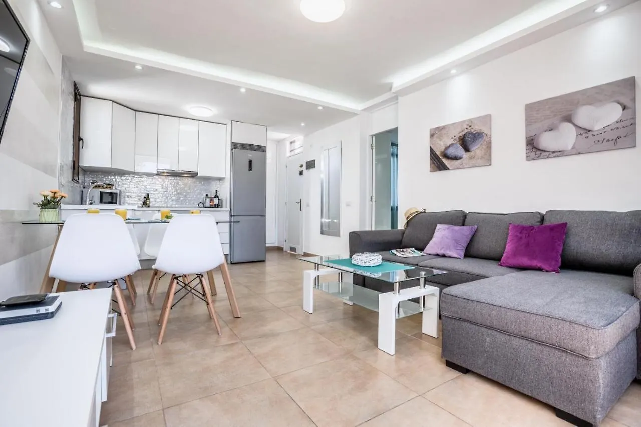 Apartment Precioso Apartamento En El Centro De Las Americas A 100 Metros De La Playa Playa de las Americas  Spain